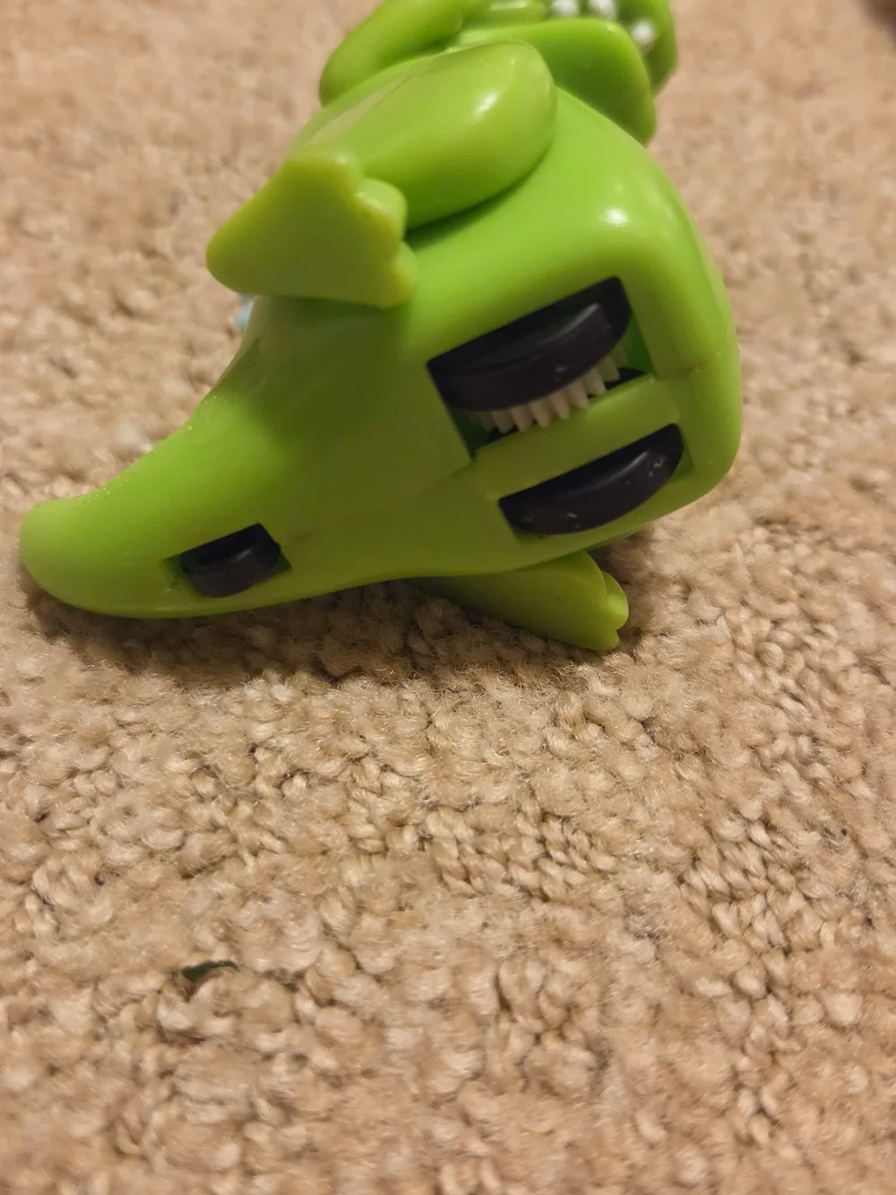 Rugrats Reptar Burger King junior meal toy green dinosaur with wheels from 1998